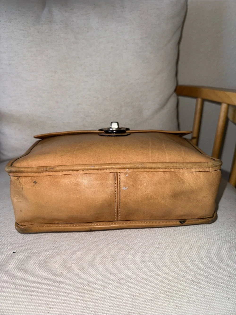 ‼️SOLD‼️ Vintage Coach Willis British Tan Leather Shoulder Crossbody Satchel Bag - Picture 5 of 17